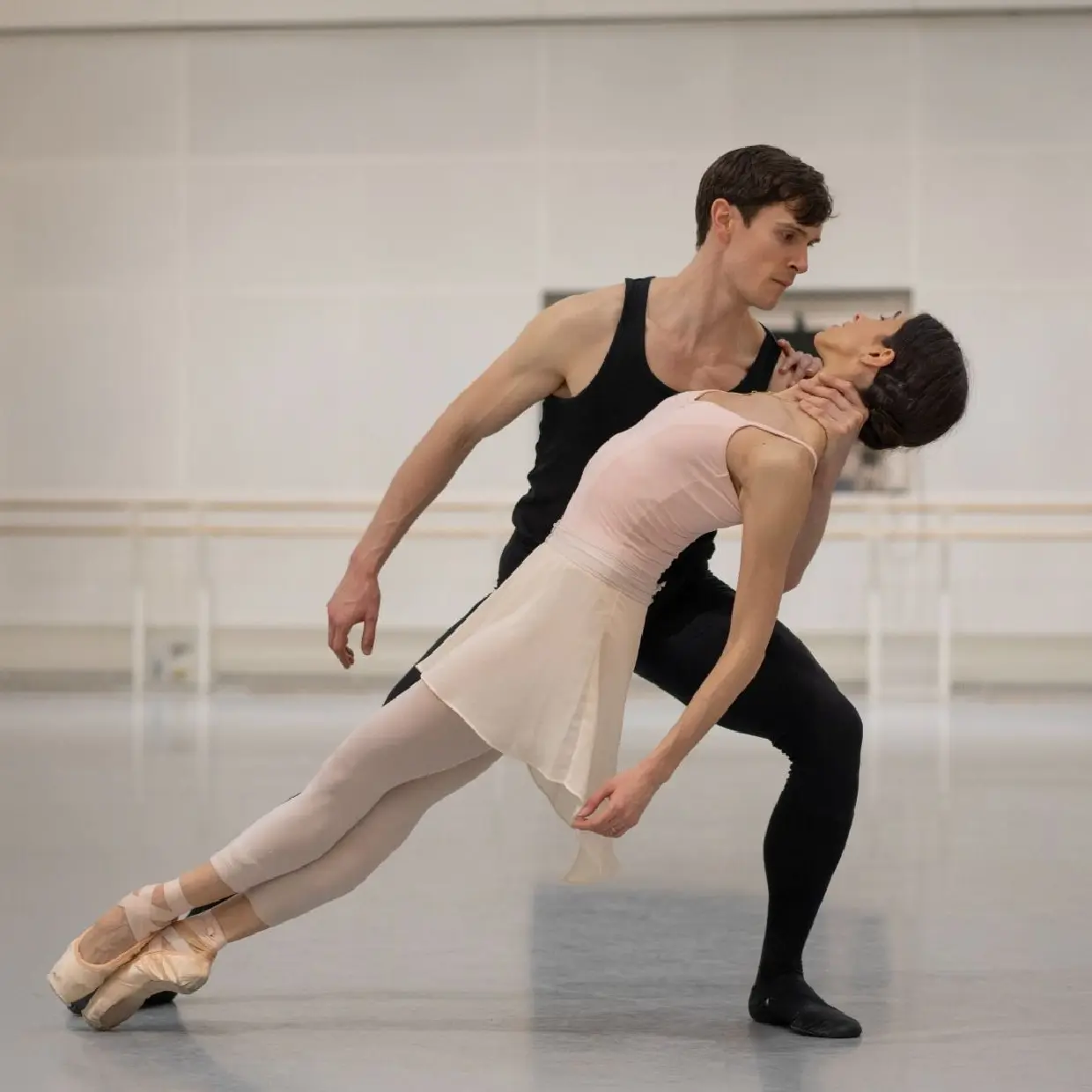 Cours de danse de couple avant un événement