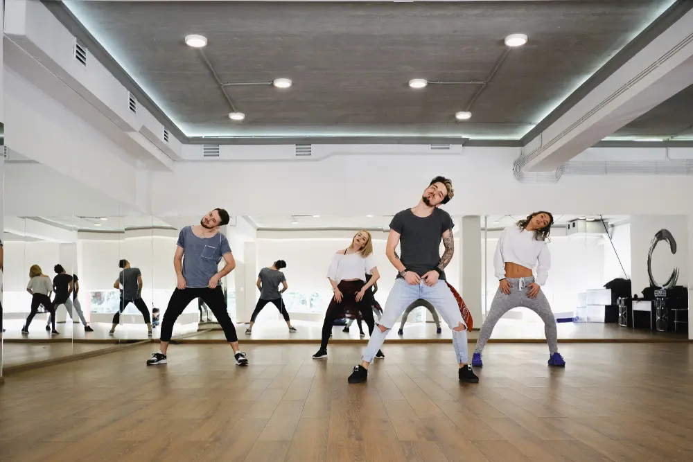 Détail d'un cours de danse adulte
